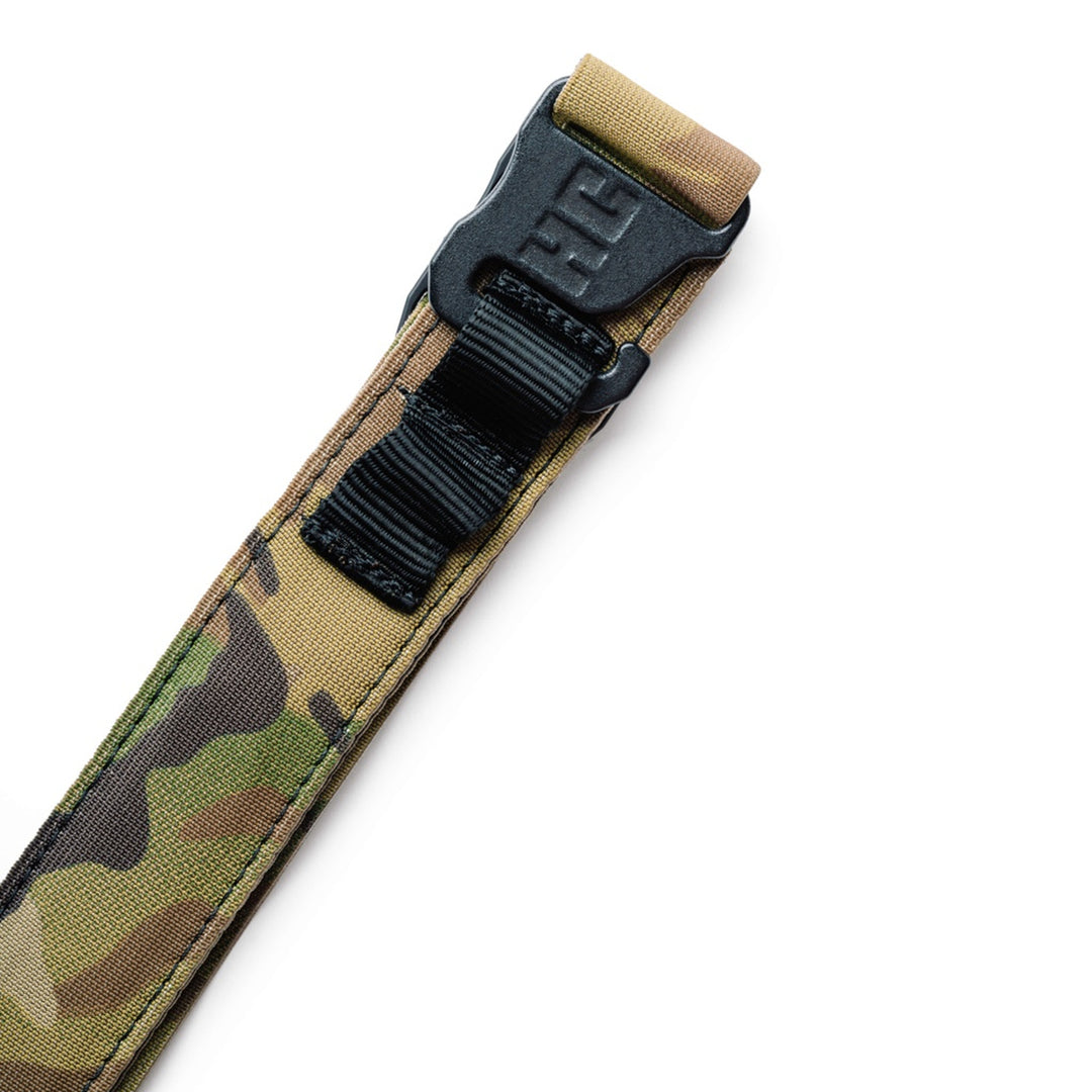 AYCHE Constantine Carry Belt™ in black leather, featuring adjustable strap and metal buckle for men's casual apparel.